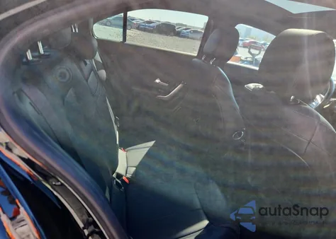 2020 Mercedes-Benz A 220 z USA, uszkodzony, nr VIN W1K3G4EB1LJ204725